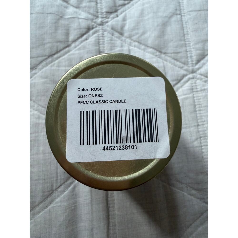 NEW P.F. Candle Soy Candle - Sandalwood Rose 7.2 oz - Picture 4 of 6